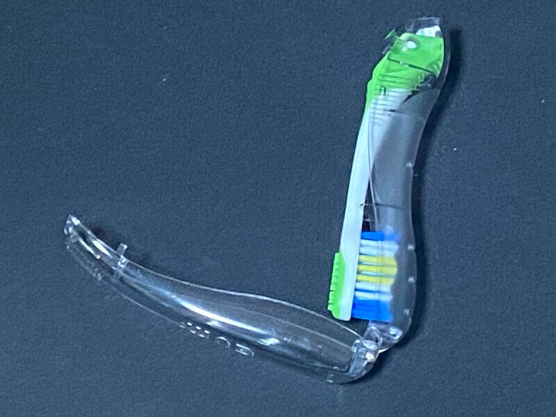 Gum(ガム) 旅行歯ブラシ（収納段階②）